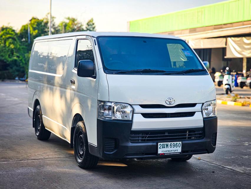 Toyota Hiace 3.0 Eco ตู้ทึบ 2