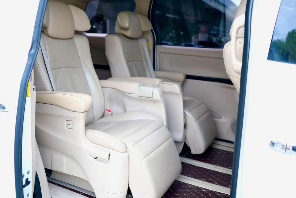 Toyota vellfire 2.4 เบนซินรถสวยตรง ใช้น้อย 6