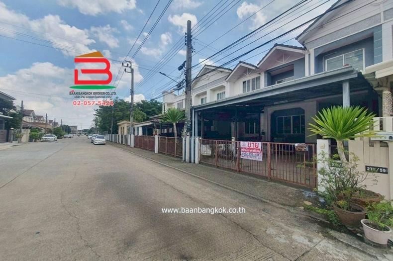ทาวน์เฮาส์ โครงการ บดินทร 2 เนื้อที่ 29.8 ตรว. ใกล้ซาฟารีเวิลด์ ถนนเลียบคลองสอง แขวงบางชัน เขตคลองสามวา กรุงเทพฯ