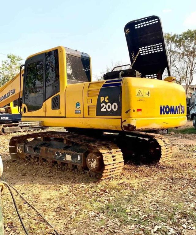 รถแม็คโคร KOMATSU PC200-8 ราคาดีมาก