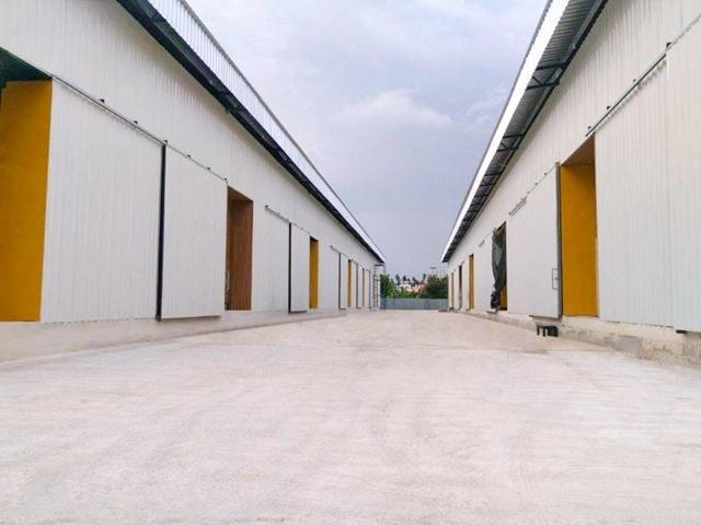 ให้เช่าโกดัง แนวใหม่ จอมทอง พระราม 2 รร.บางปะกอกวิทยาคม 900 ม.195ตร.ม. 49ตร.วา. BTS ตลาดพลู 3.7 กม.ขนาดเล็ก-ใหญ่ ถ.พระรา 1