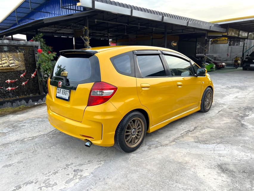 Honda JAZZ GE ออโต้ ปี08 รถบ้านเดิมๆ จัดทรง แต่งหล่อ สีเต็ม100 ภาษี 68 9