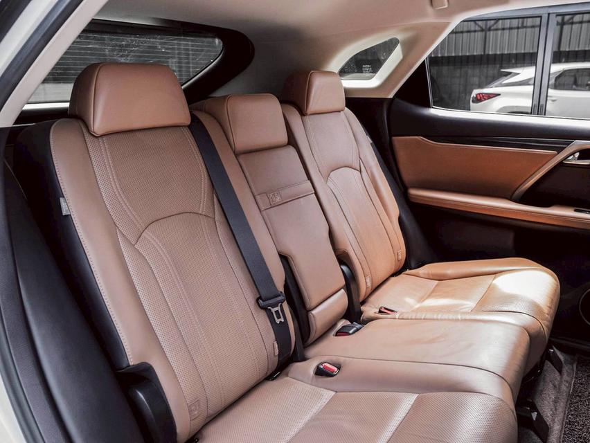 รหัสรถ 67GG5959 Lexus RX300 ปี 2019 19