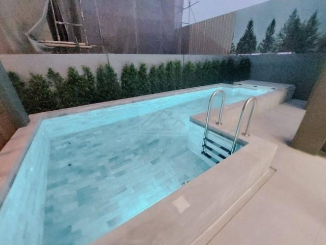 ให้เช่าบ้านสวย Pool villa 3 ชั้น 8 ห้องนอน The Honor โยธินพัฒนา เลียบด่วน พร้อมลิฟท์ หน้าสวน หน้าบ้านไม่ชนใคร ใกล้เซ็นทร 3