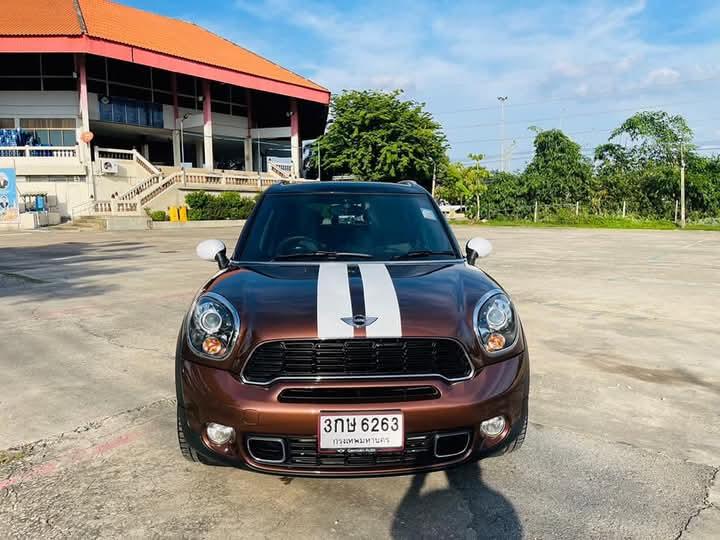 MINI COUNTRYMAN สีน้ำตาล 2