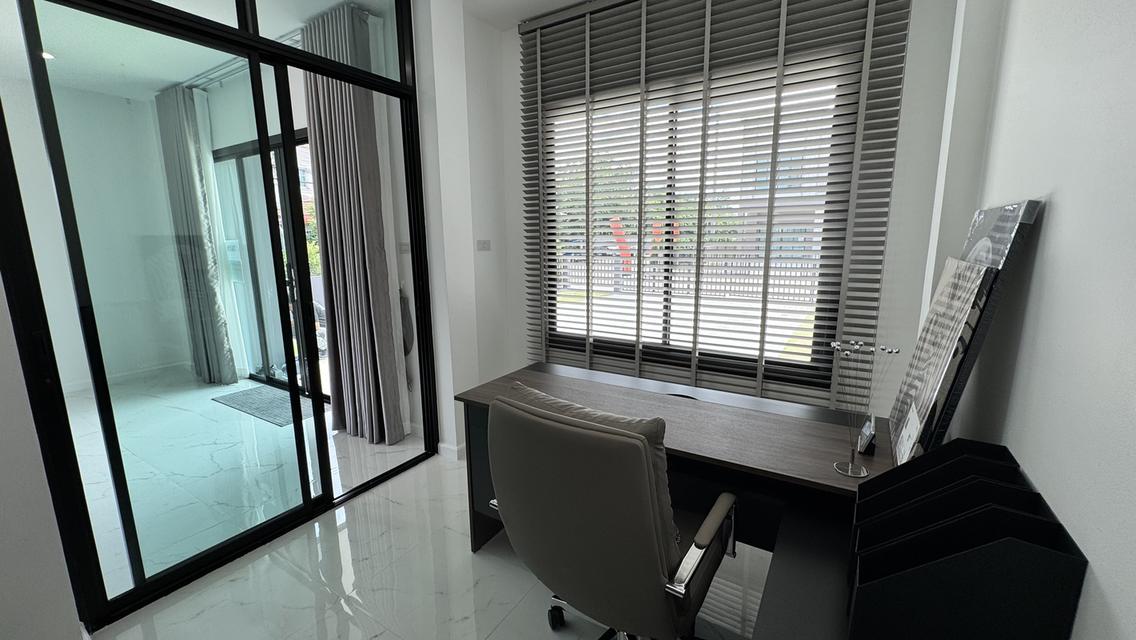 โครงการใหม่ Narit Ville ทาวน์โฮม 2 ชั้น 4 ห้องนอน 4 ห้องน้ำ 17