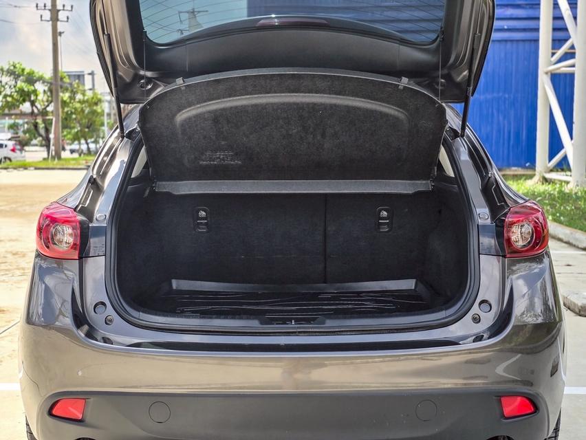 รหัสรถ CBLX2584 ✨ Mazda3 2.0S Sport ปี 2015 (จดปี 2016) 10