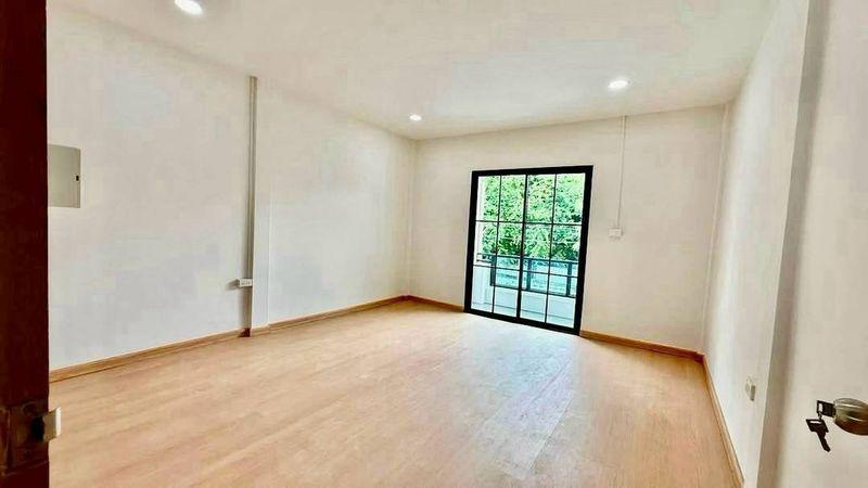 💬 บ้านหลังนี้…รอคุณอยู่ พลาดแล้วอาจจะเสียดายนะคะ  🏡 ทาวน์เฮาส์ 2 ชั้น มบ.เจษฎา 2 รูปที่ 18