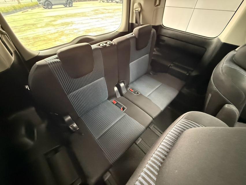 TOYOTA VOXY, 2.0 ZS  โฉม ปี14-ปัจจุบัน สีดำ ออโต้  เครื่องยนต์ 2.0 เบนซินล้วน ไม่เคยติดแก๊สมาก่อน รูปที่ 10