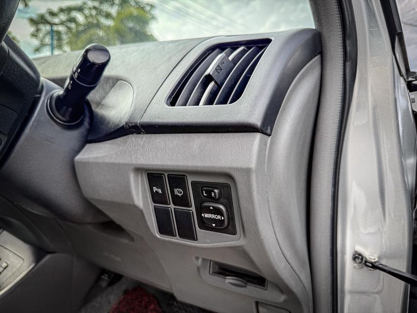 ขาย Totota Prius 1.8Hybrid ปี13 16