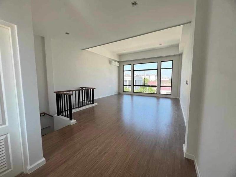 ด่วนขายขาดทุน ทาวน์โฮม QPrime หลังมุม 3 ชั้น ใจกลางเมือง สุขุมวิท 77 ราคาดีที่สุด 3