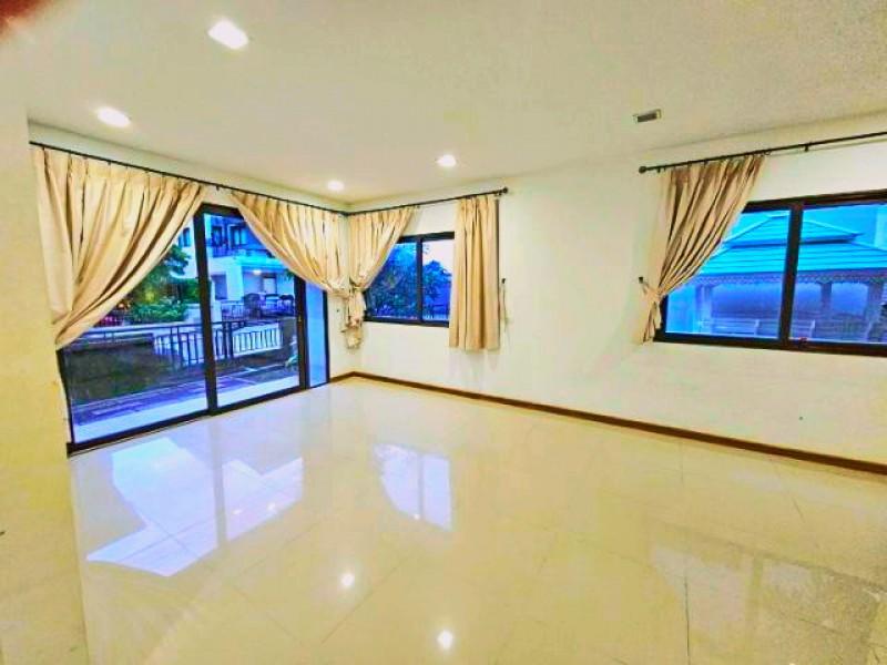 สายไหม วัชรพล-สุขาภิบาล5 28-34 3 ชั้น 4 น้ำ 50 ตร.ว. 200 ตร.ม. คฤหาสน์ 5นอน ให้เช่า1.3 กม.แยกจตุโชติ 5