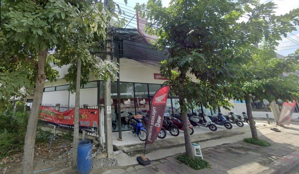 ขายที่ดินพร้อมสิ่งปลูกสร้าง 111 ตร.ว. ซอยแก้วประกาศิต 2 ติดถนนสุขาภิบาล 5