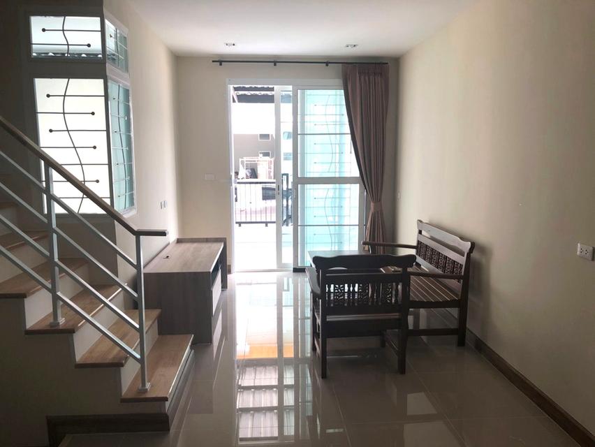 ให้เช่า บ้าน โกลเด้น ทาวน์ วิภาวดี แจ้งวัฒนะ 4 ห้องนอน 2 ห้องน้ำ 3