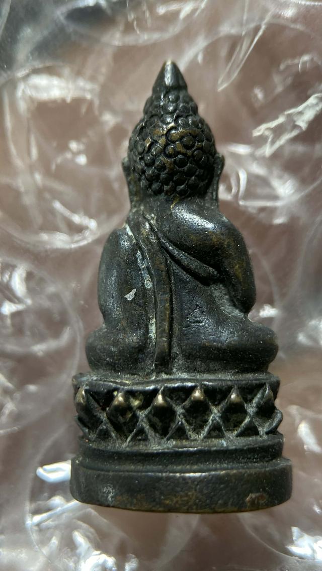 ผู้ชายฐานสูงท่านเจ้ามาวัดจักรวรรดิ รูปที่ 2