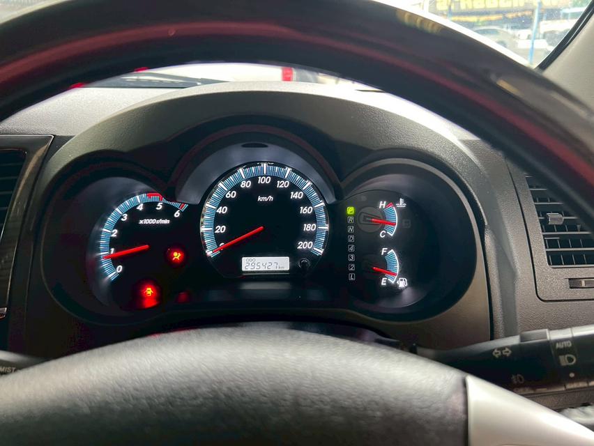 Fortuner 3.0 ตัวท็อป 7 ที่นั่ง ช่วงล่าง Profender พร้อมใช้ รูปที่ 12