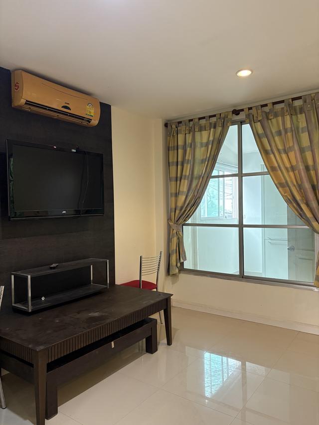 ให้เช่าทาวน์โฮม 3 ชั้น ม.บ้านกลางเมือง โยธินพัฒนา–ลาดพร้าว ใกล้เซ็นทรัลอีสต์วิลล์ เลียบด่วนรามอินทรา