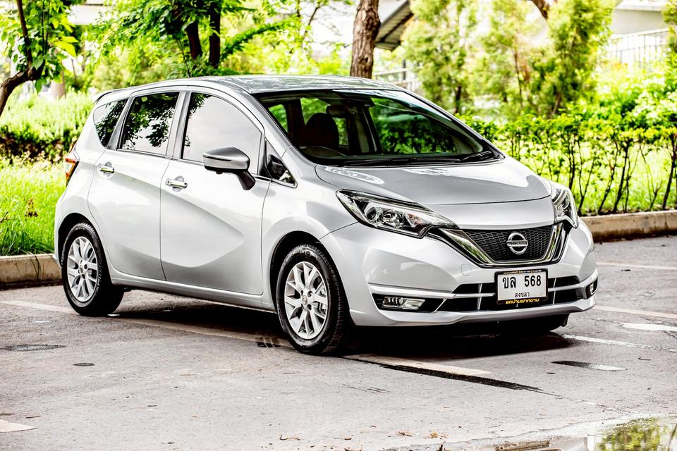 Nissan Note 1.2V ปี 2017 สีเทา สวยสภาพดี
