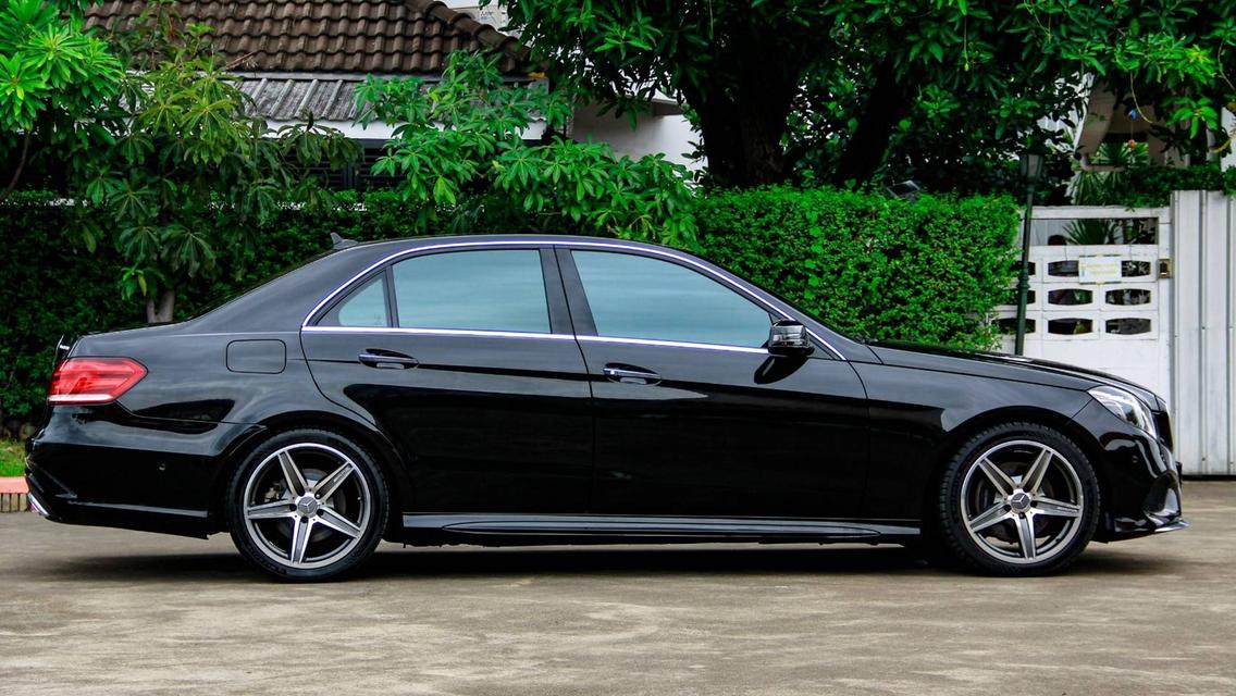 BENZ E-CLASS, E300 BLUETEC HYBRID AMG W212 ปี 2014 รถสวยประวัติดี ราคาถูก 3