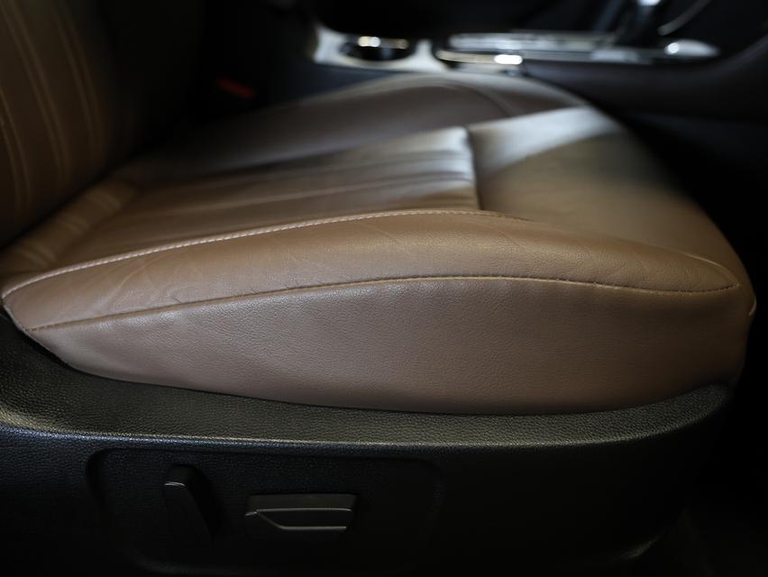2023 Isuzu MU-X 1.9 (ปี 20-26) Ultimate SUV AT B672 รูปที่ 8