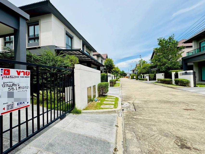 บ้านเดี่ยวหรู Bangkok Boulevard Srinakarin-Bangna ถนนหนามแดง ตำบลบางแก้ว อำเภอบางพลี จังหวัดสมุทรปราการ    12