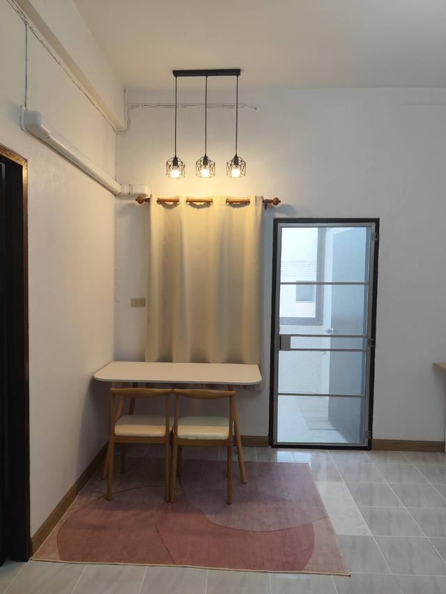 ห้องชุดรีโนเวทใหม่ 1 ห้องนอน 38 ตรม. 540,000 บาทฟรีโอน สนใจโทร 0638925888 2