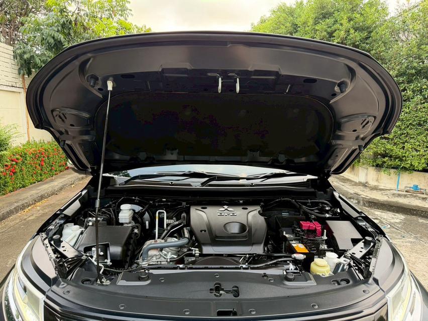 MITSUBISHI PAJERO, SPORT 2.4 GT PLUS 2WD ปี23 จด24 กลิ่นใหม่ยังอยู่ ไมล์ 30,xxx โล เข้าศูนย์ทุกระยะ สีเดิมทั้งคัน 16