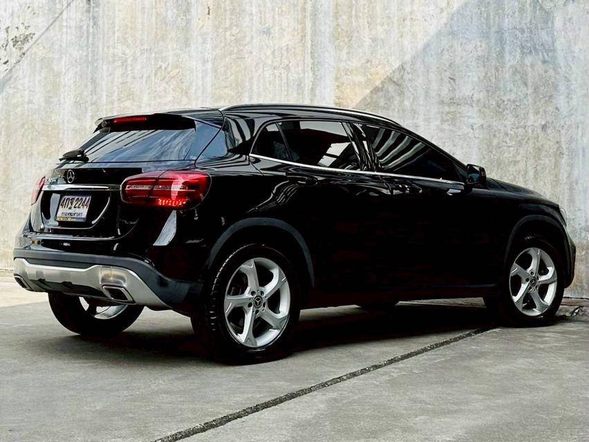 2020 Mercedes-Benz GLA200 URBAN FACELIFT W156 รถสวย ใหม่ ราคาดีสุด