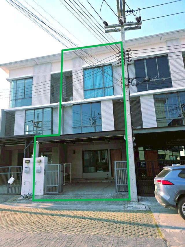 ทาวน์โฮม 3 ชั้น Patio พหลโยธิน - วิภาวดี 4