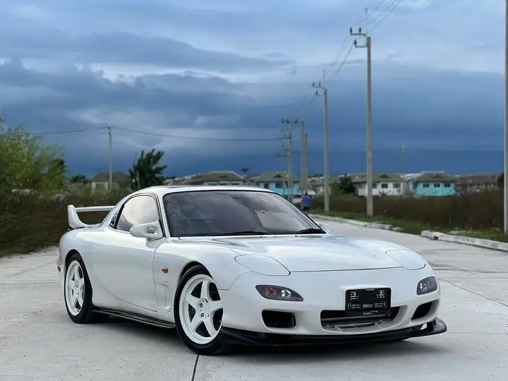 มือสองสภาพดี Mazda RX 7 11