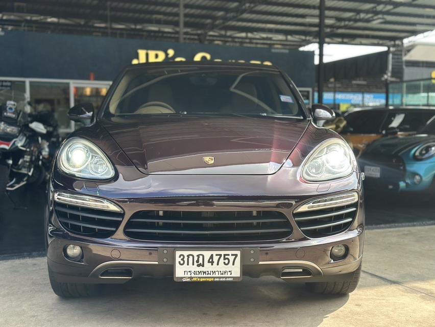 รหัสรถ JRS4757 Porsche Cayenne Hybrid 2012 สีพิเศษ สีม่วงสวยๆ 2