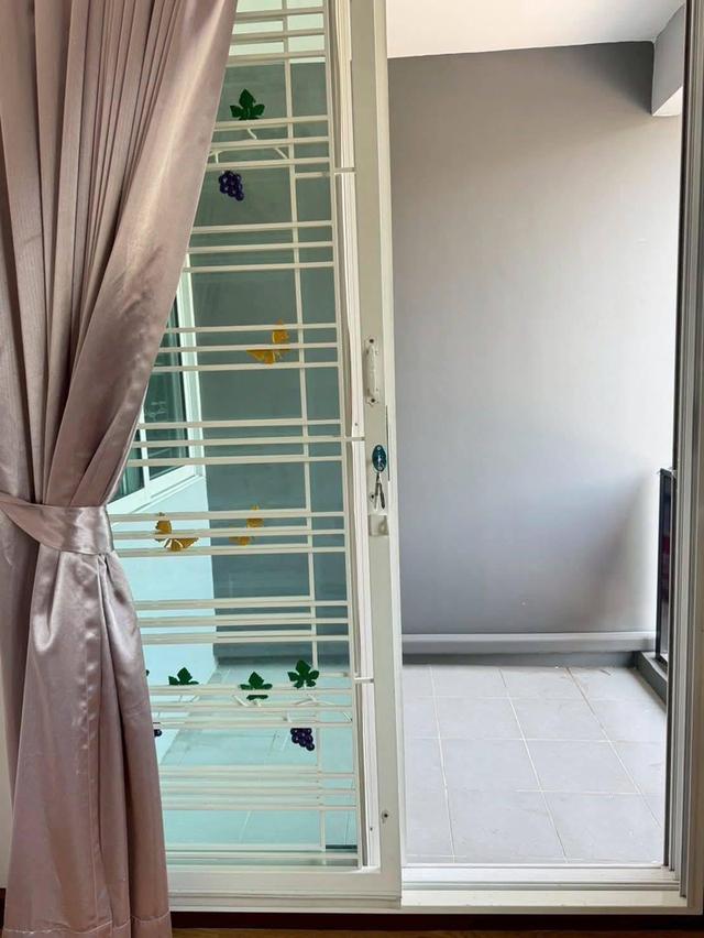 ให้เช่าทาวเฮ้าส์ 2 ชั้น หมู่บ้าน เดอะคัลเลอร์ ดอนเมือง-สรงประภา ใกล้สนามบินดอนเมือง,เมืองเอก,ม.รังสิต,ฟิวเจอร์ มีเฟอร์และเครื่องใช้ไฟฟ้าพร้อมอยู่ ราคา 8