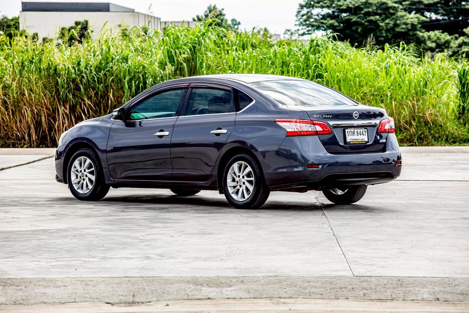Nissan Sylphy 1.6S ปี 2013 เกียร์ออโต้ สีเทา  8
