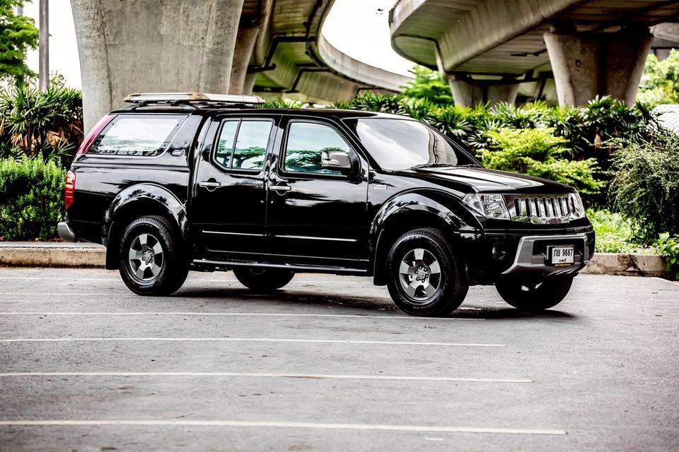 Nissan Navara Double 2.5di LE เกียร์ออโต้ ปี 2012 สีดำ