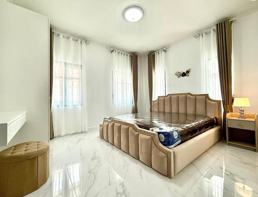 Luxury villa Pattaya for sale 13