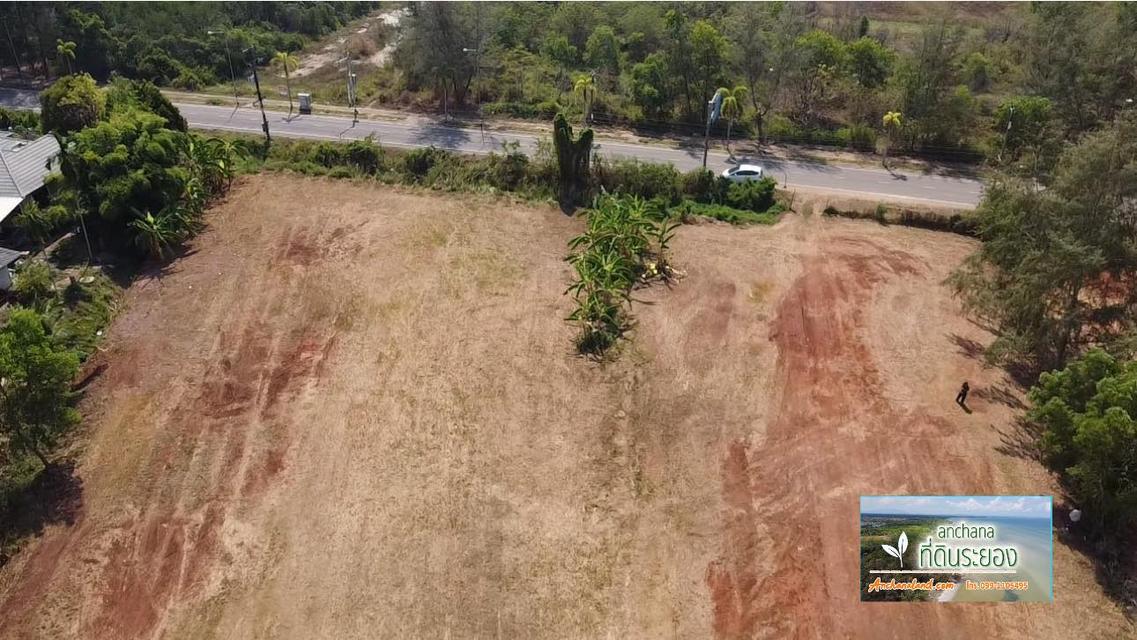 ที่ดินใกล้ทะเล ทำเลศักยภาพติดถนนบูรพาชลทิต ใกล้ แหลมแม่พิมพ์ จังหวัดระยอง 3 ไร่ 40 ตร.วา เหมาะซื้อเก็บ สร้างบ้าน พูลวิลล่า หมู่บ้าน ลงทุน 4