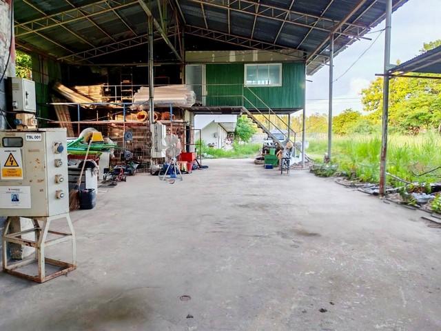 ขายที่ดินพร้อมหอพัก20ห้องหนองหงษ์พานทอง ใกล้นิคมอมตะเฟส 8-9-10 บนเนื้อที่ 3ไร่ 1 งาน 19 ตรว