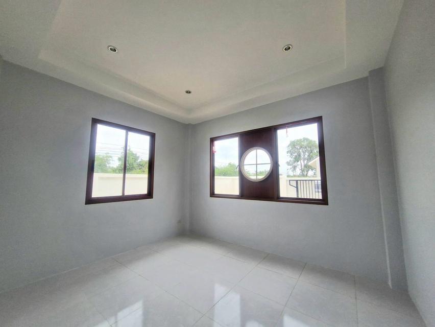 บ้านแฝดสไตล์ Nordic Modern เปิดพรีเซลส์เพียง 2.75 ล้านบาท 3