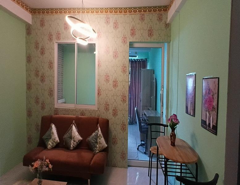 ขายคอนโดติดBTSกระทรวงสาธาระณะสุขเดินมาขึ้นรถไฟฟ้าสถานีได้เลยอยู่หน้าคอนโด เดินไปบิ๊กซีได้สะดวกการเดินทาง ใหญ่ 1ห้องนอน 1ห้องโถง 1ครัว ตกแต่งใหม่ทั้งห้ 1