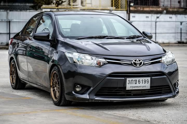 Toyota Vios สีดำสภาพใหม่ ปี 2014 3