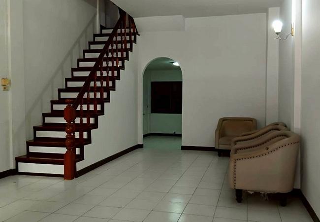 ขายและให้เช่าทาวน์เฮ้าส์ หมู่บ้านศิรินเทพ 9 ซอยราษฎร์พัฒนา 14 สะพานสูง กรุงเทพมหานคร 4