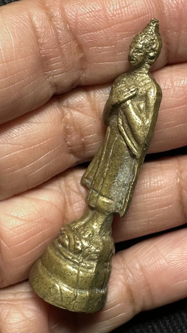 รูปหล่อพระปางรำพึง พระประจำวันศุกร์ ไม่ทราบที่ รูปที่ 4