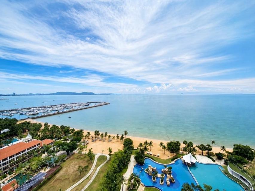 For Rent — Sea View Condo at Mövenpick White Sand Beach, Na JomtienCondo for rent at Mövenpick White Sand Beach, 2 bedrooms• 2 bathrooms size: 82sqm 2