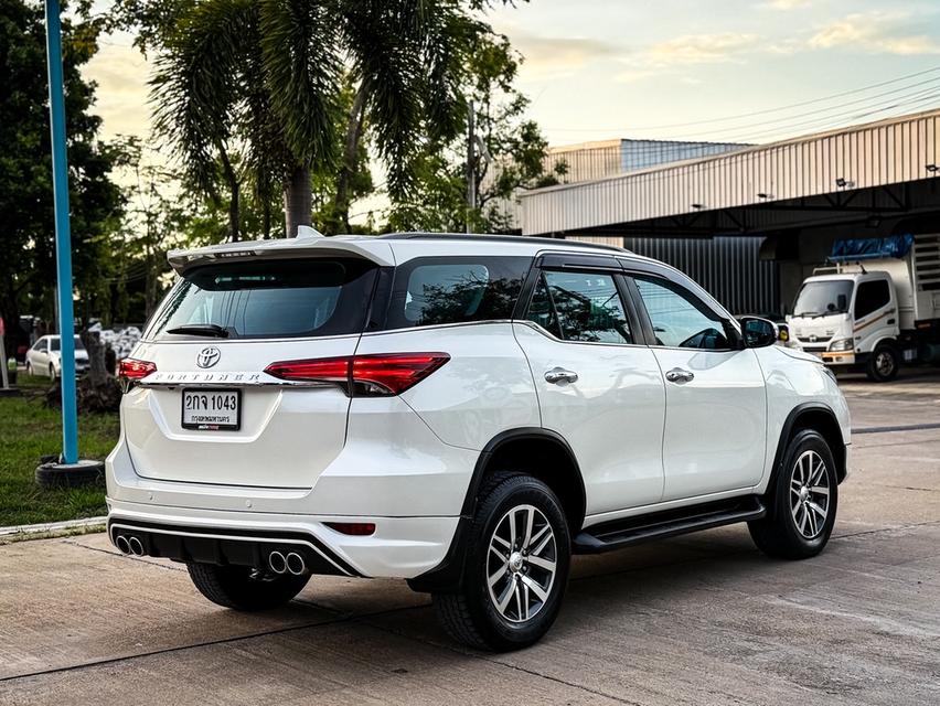 Fortuner 8