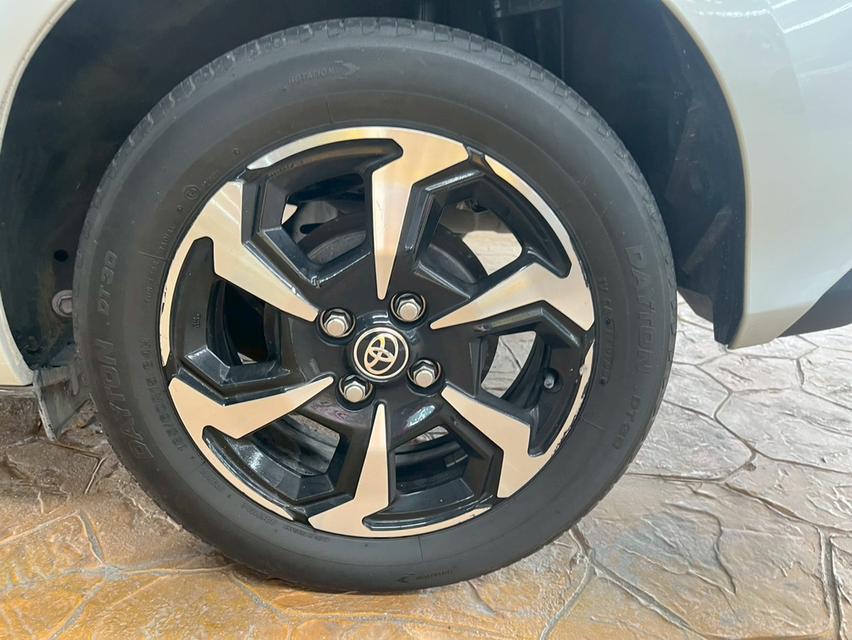 TOYOTA YARIS ECO 1.2 PREMIUM รูปที่ 11