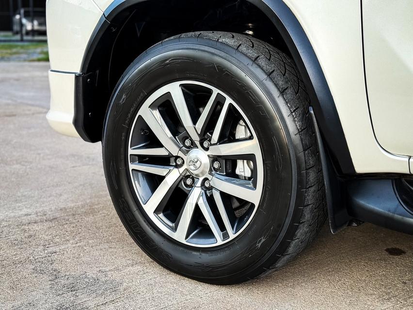 Fortuner 9