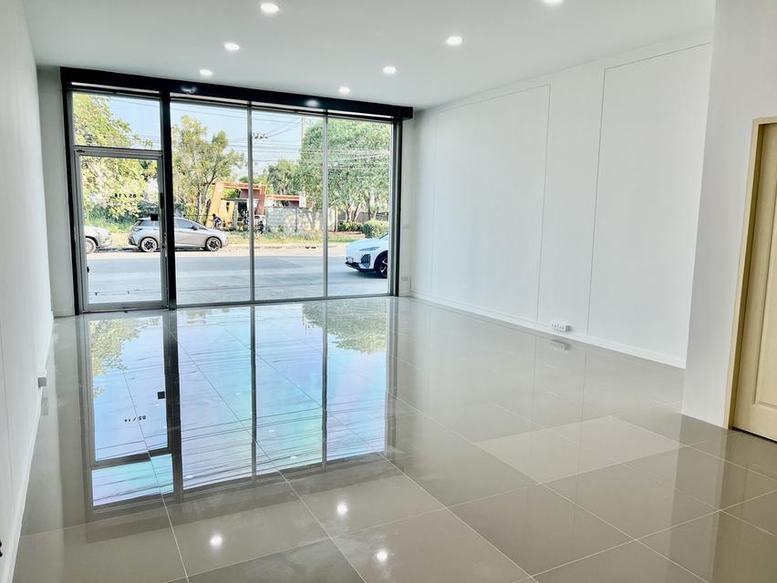 ขายอาคารพาณิชย์ 3 ชั้น ซอยกันตนา บางใหญ่ นนทบุรี 4