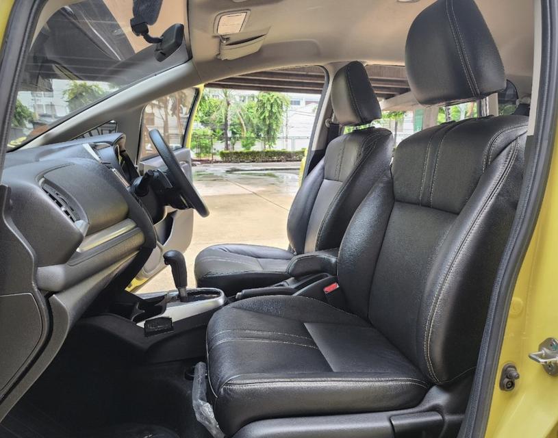 รูป Honda Jazz 1.5 SV i-VTEC Auto ปี 2014  6