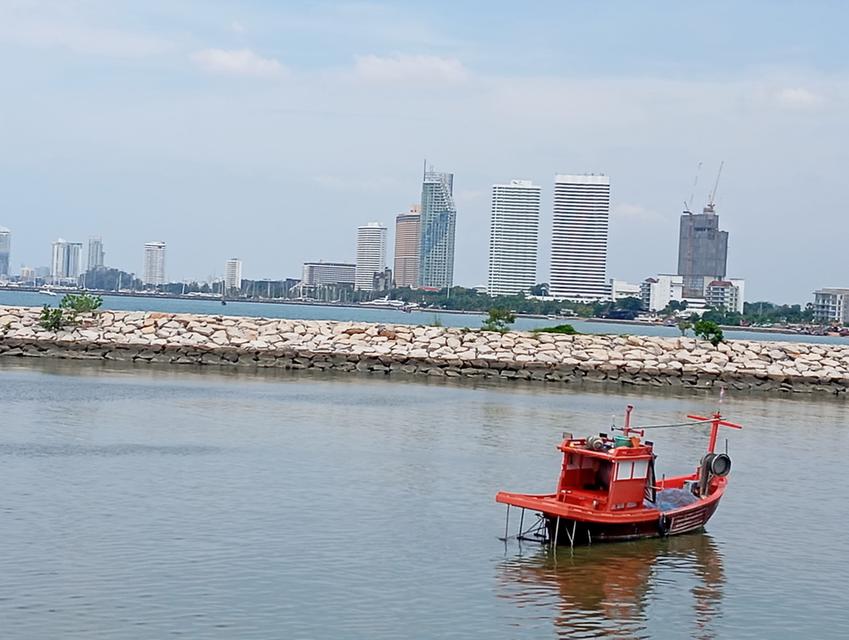 ขายคอนโดมีสระว่ายน้ำใกล้ชายหาดสวยมาก 2ห้องนอน 2ห้องน้ำ 1ห้องนั่งเล่น ห้องครัว พร้อมฟอร์นิเจอร์บิวอิน นาจอมเทียน 1