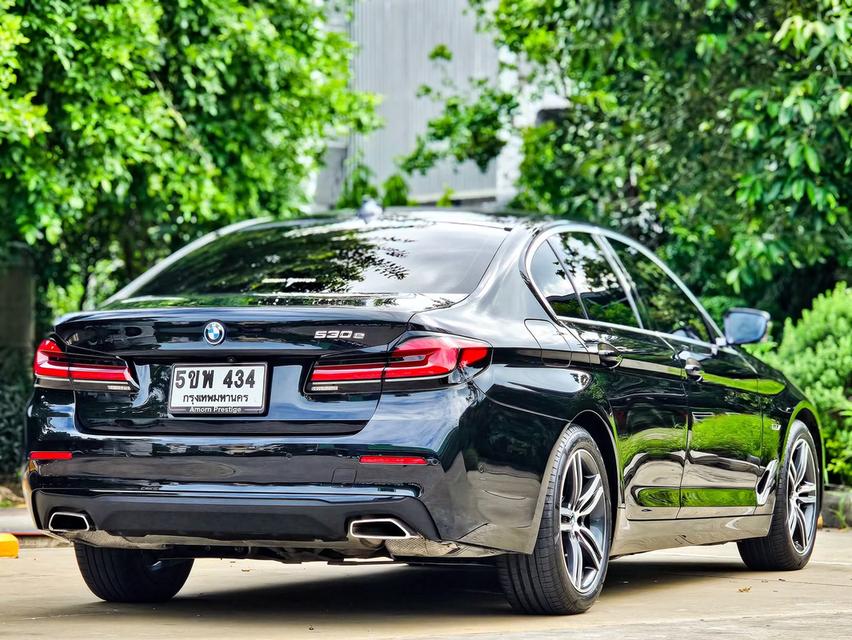 bmw 530e 8